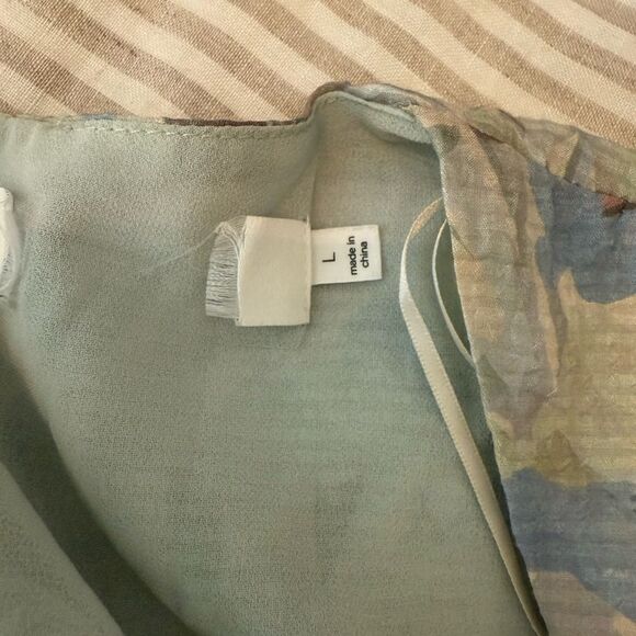 NWOT Astr the Label Irma Print Puff Sleeve Maxi Dress
MM16 - Picture 7 of 7